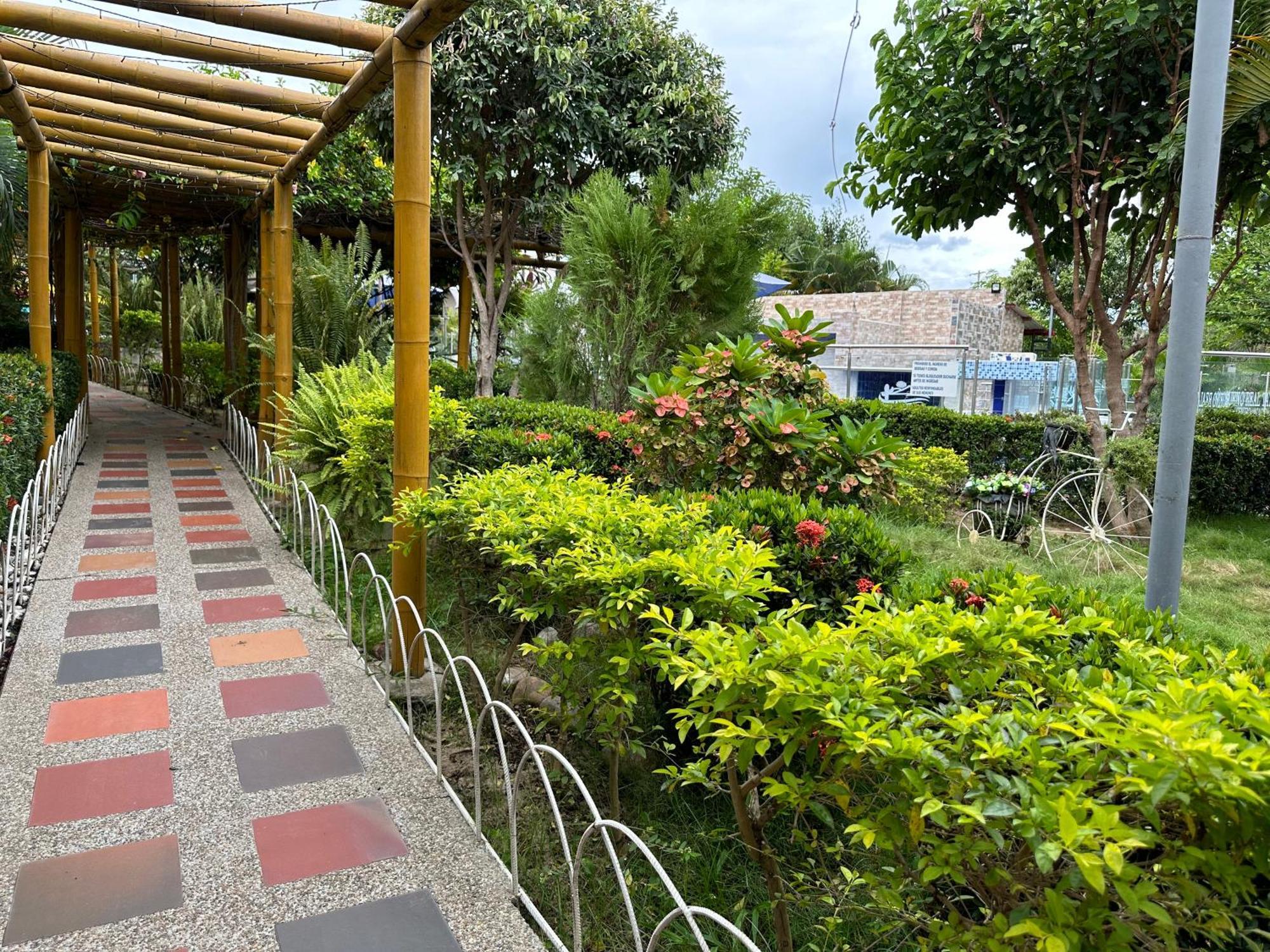Hotel Hv Sueno Real Tatacoa Villavieja Zewnętrze zdjęcie